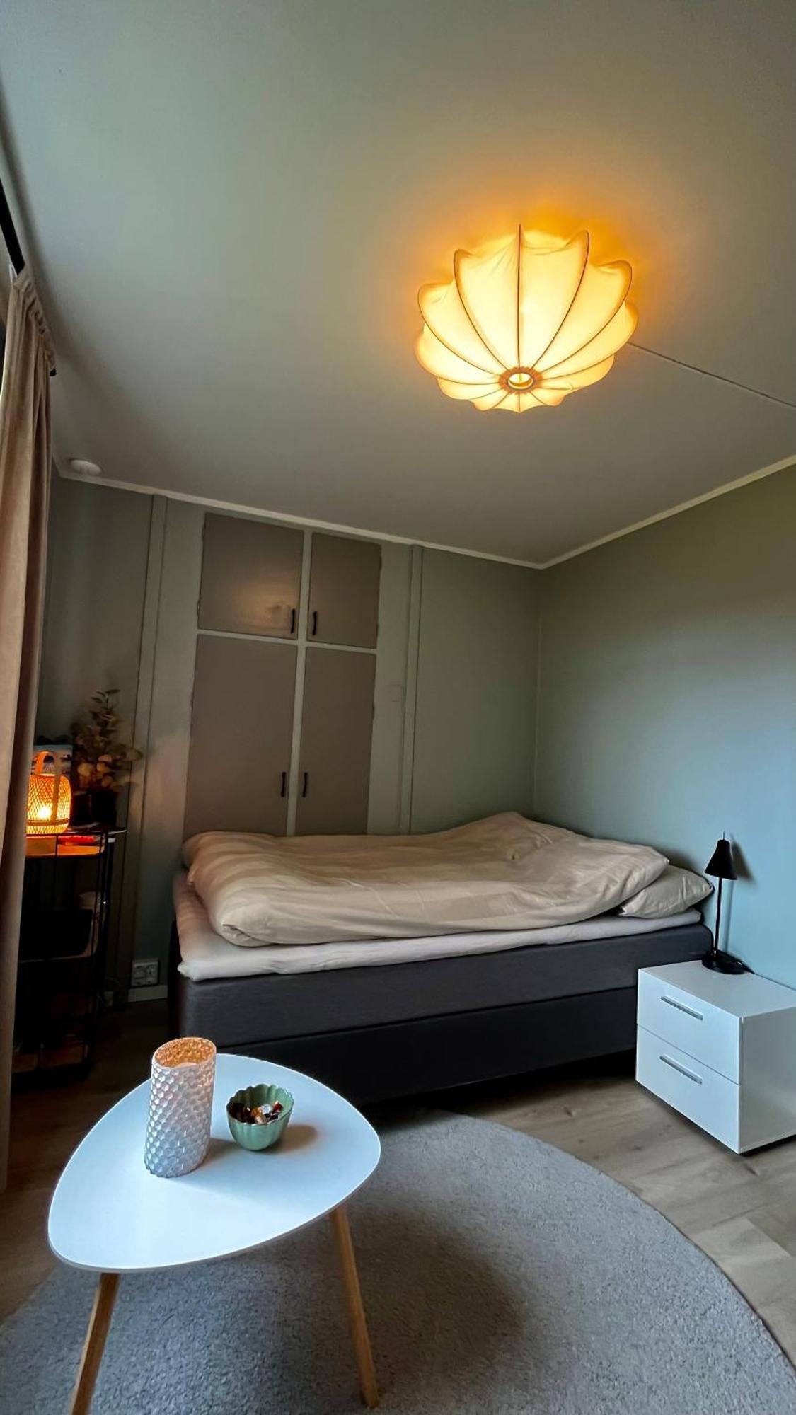 Stroken Liten Leilighet I Svolvaer. エクステリア 写真