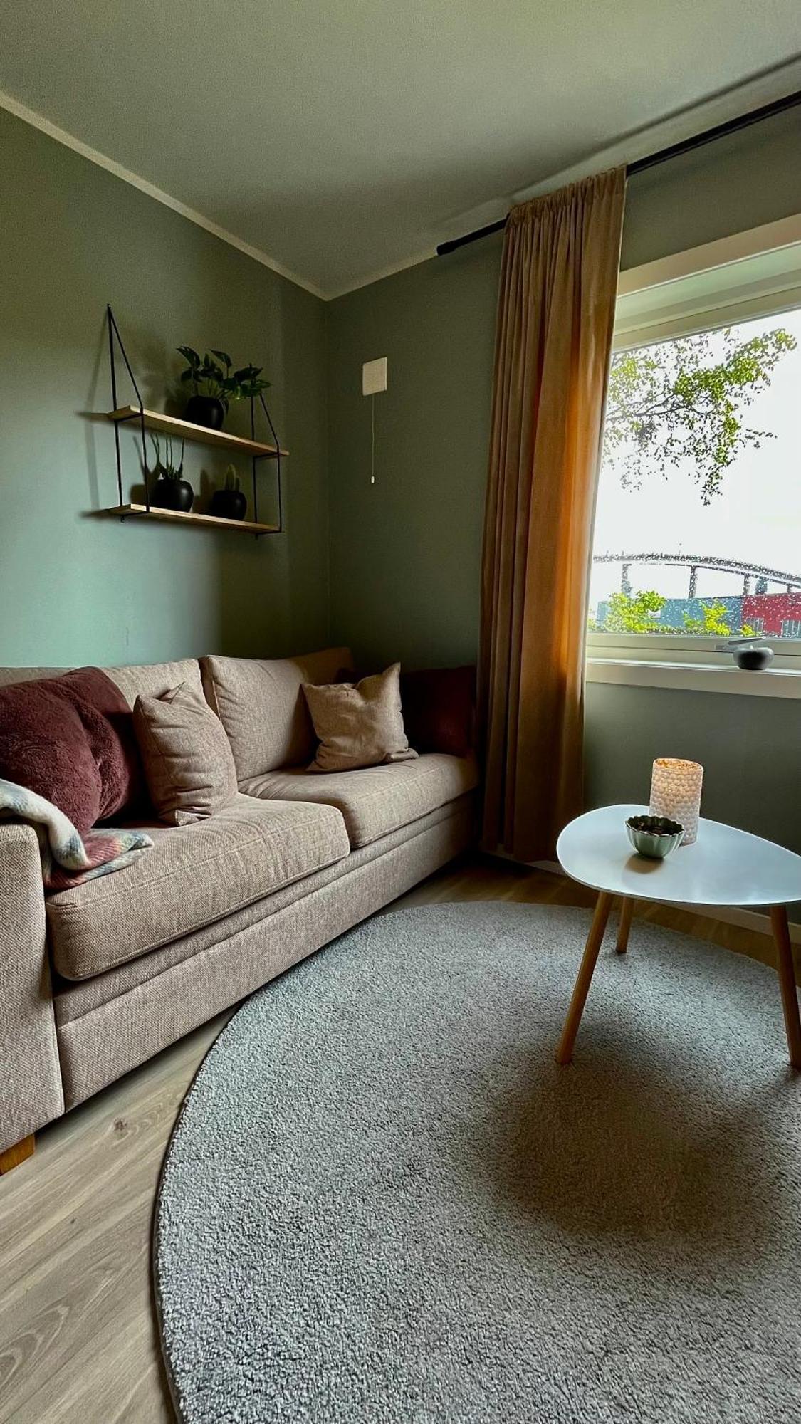 Stroken Liten Leilighet I Svolvaer. エクステリア 写真